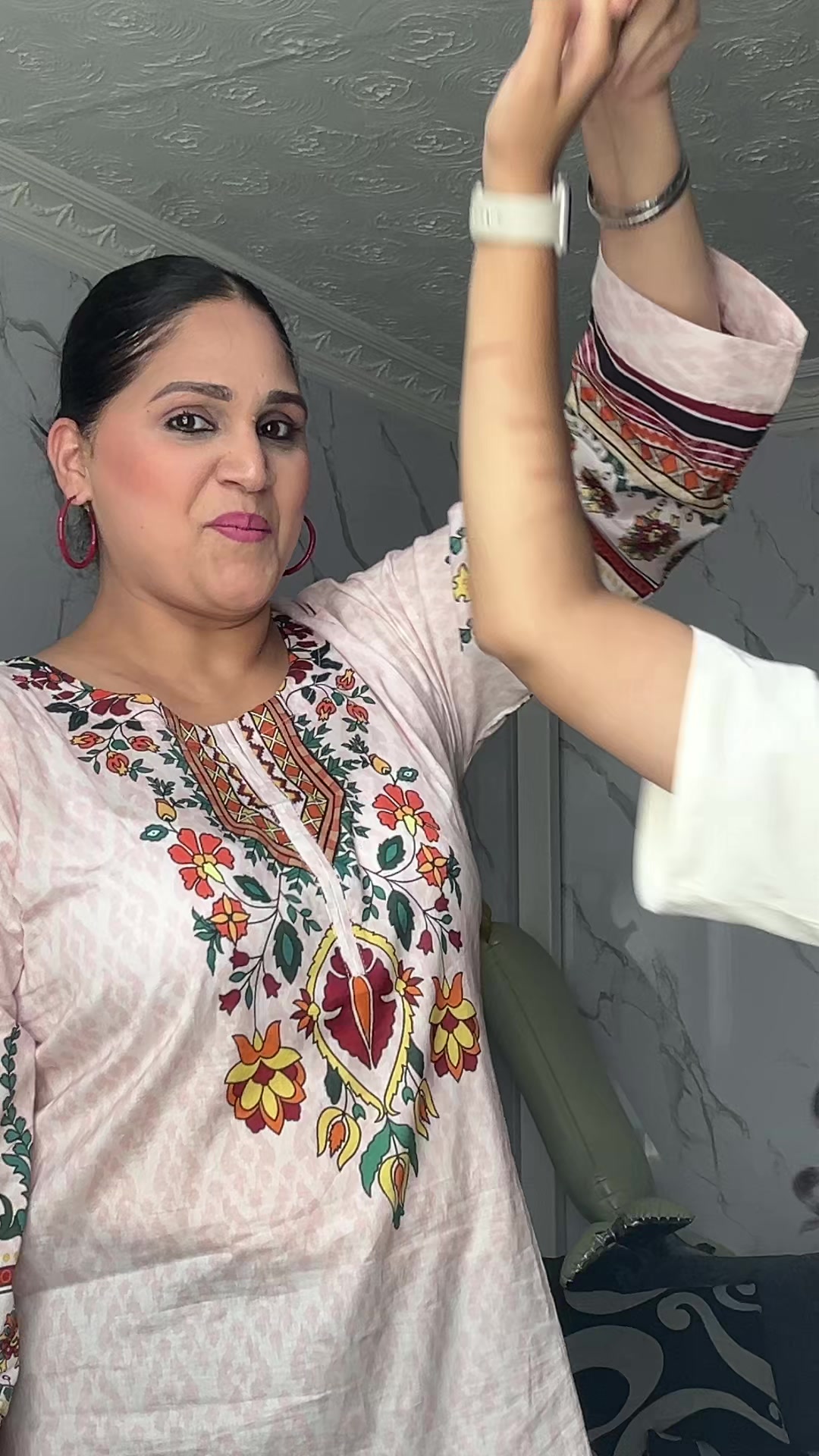 @Neetu✨