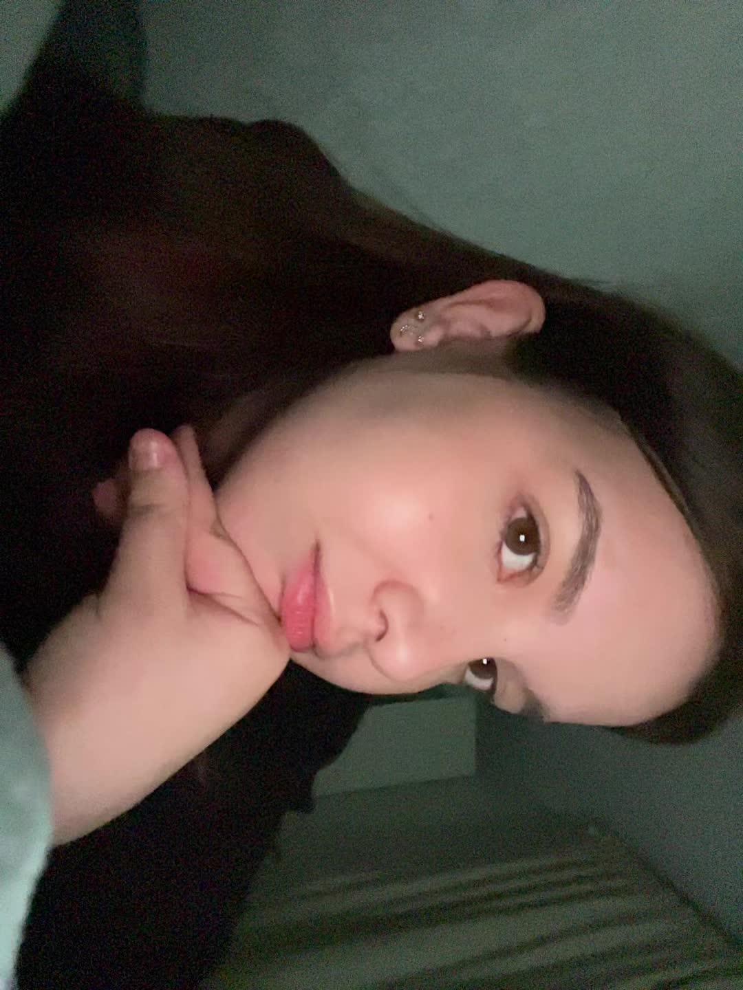@мила