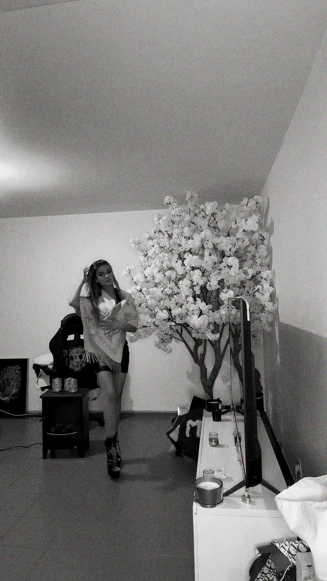 @Madame C&oelig;ur Noir. 🖤