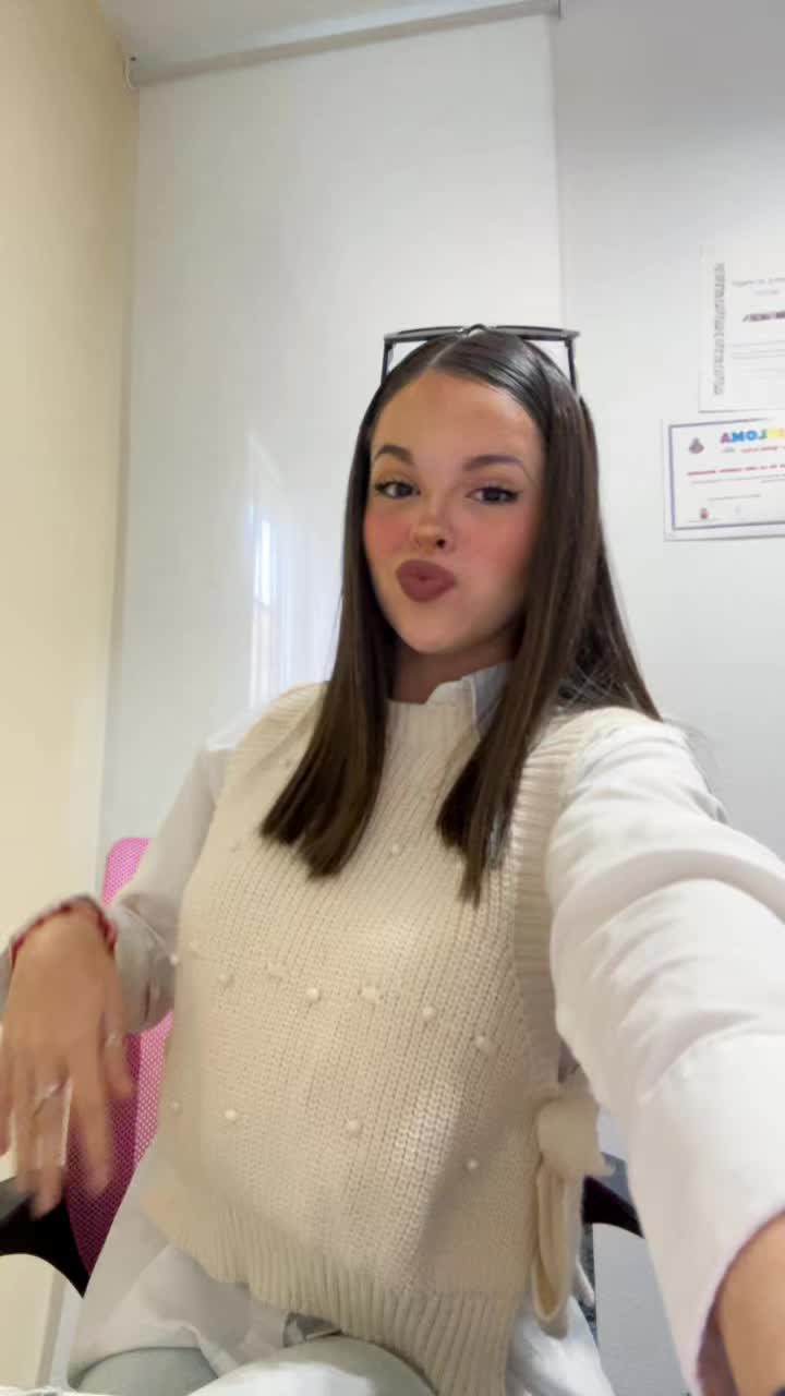 @Victoria 🖤