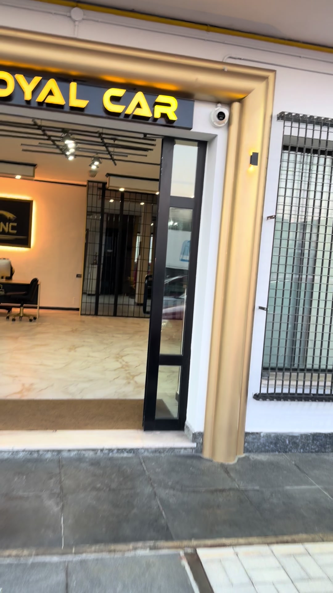 @RoyalCarSnc