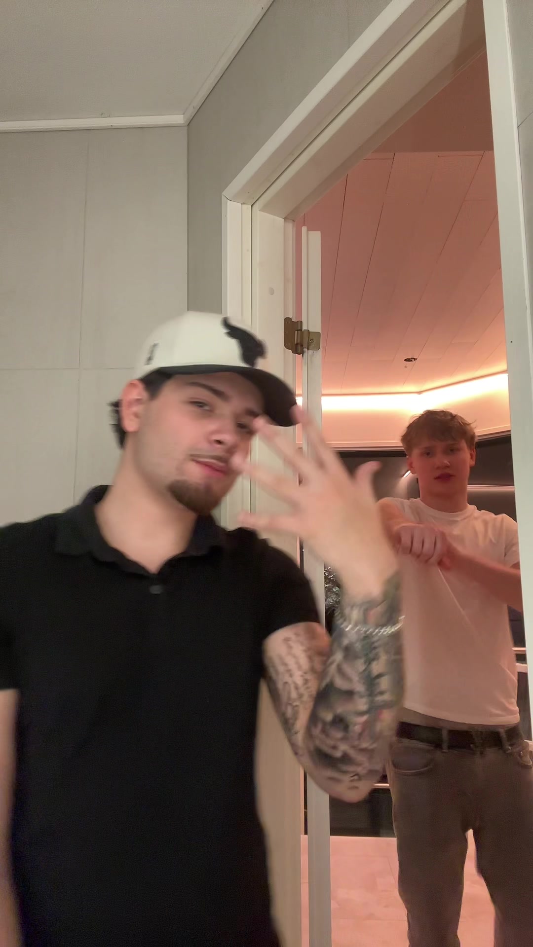 @Markus🇭🇳