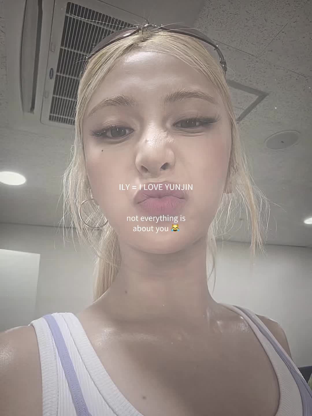 @𝒻 ᥫ᭡