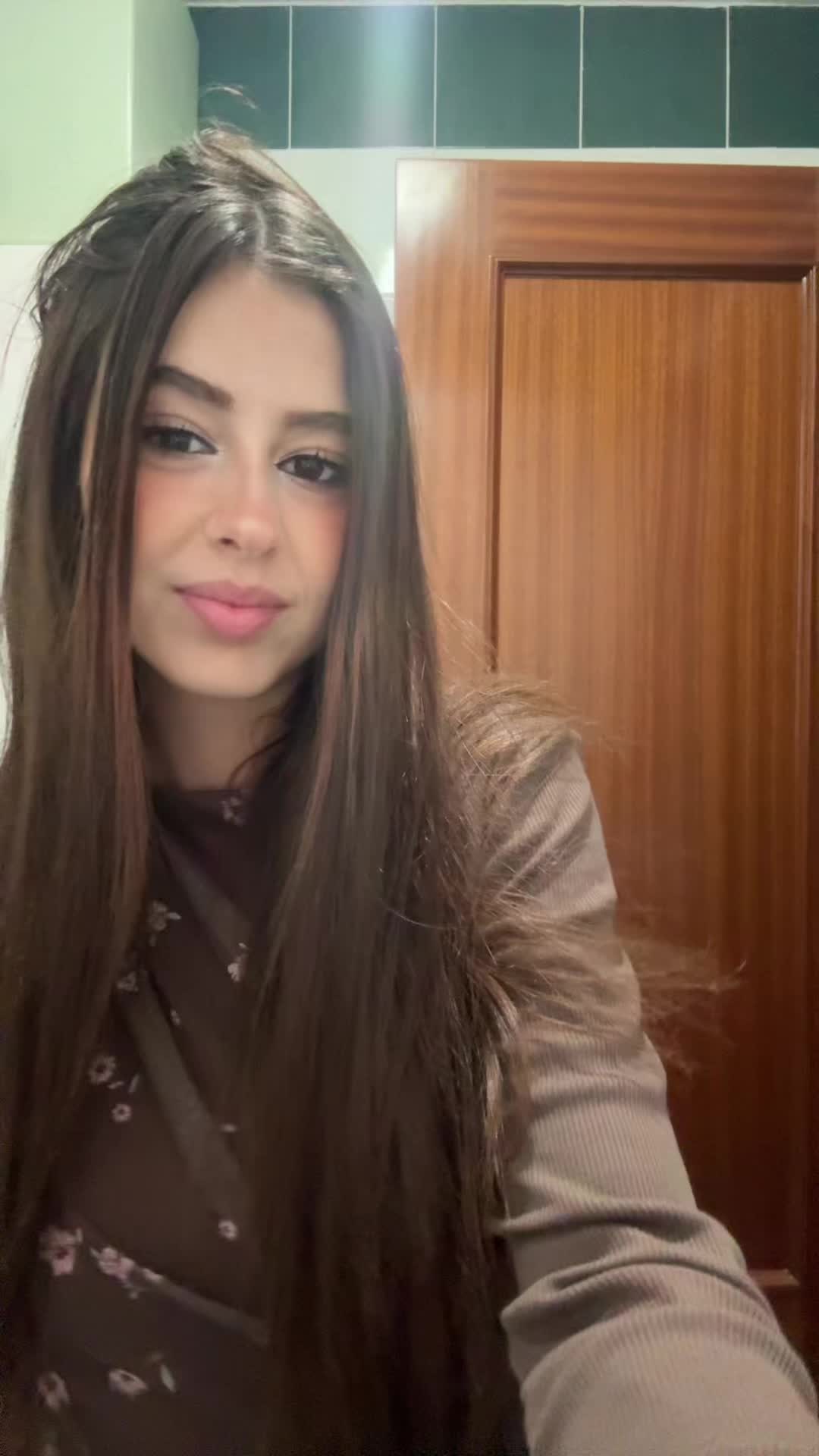 @ℒ𝒶_𝒬𝓊𝑒𝓋𝑒𝒹𝒶