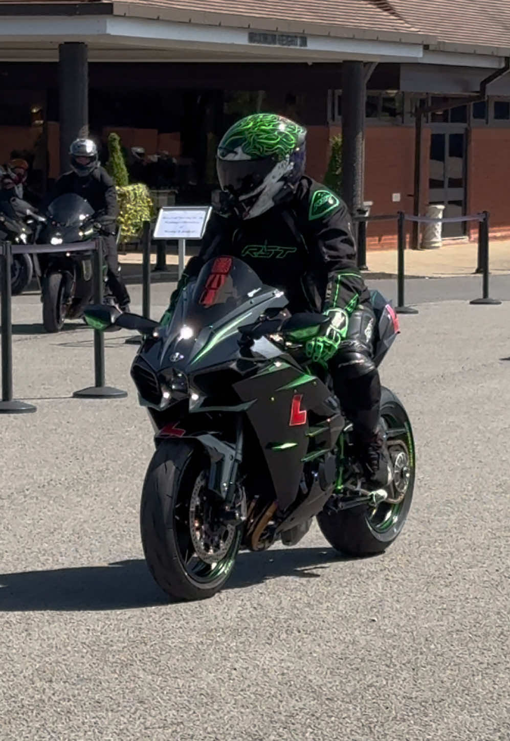 @MotoQuickShifter