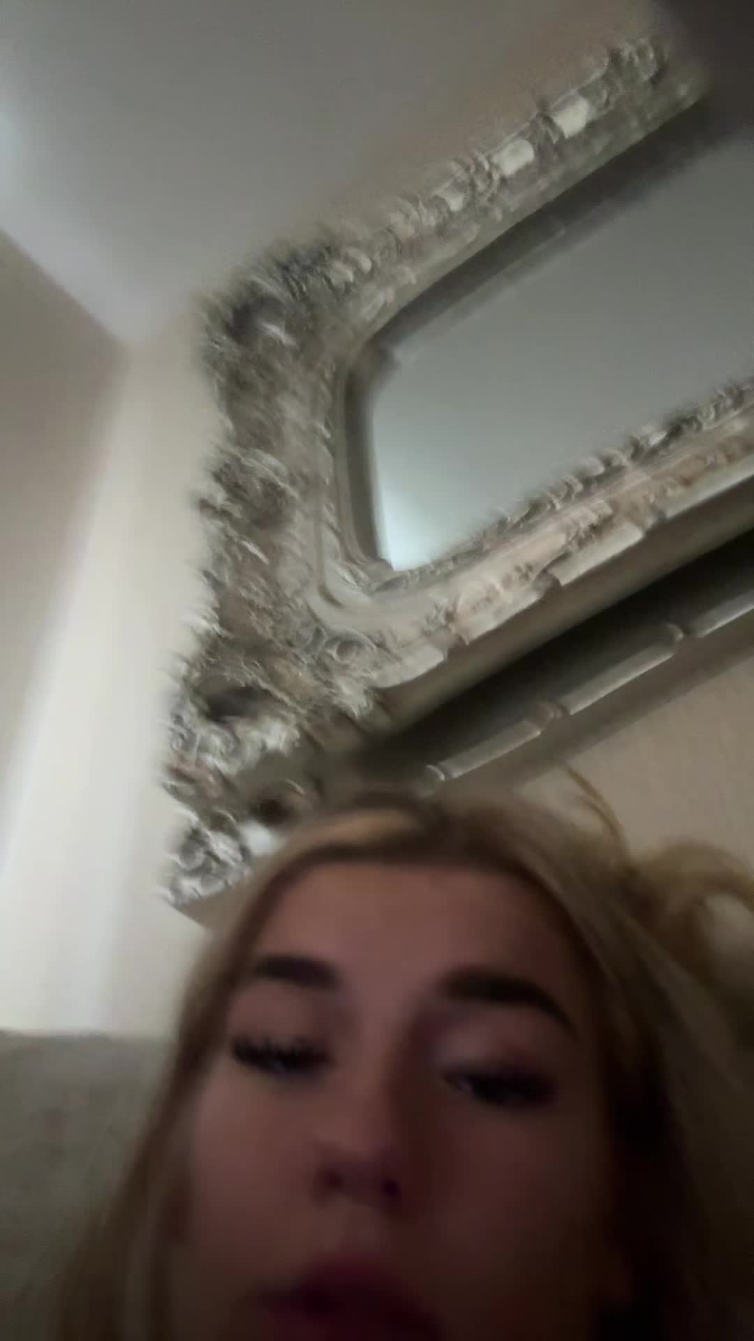 @serenandolivia