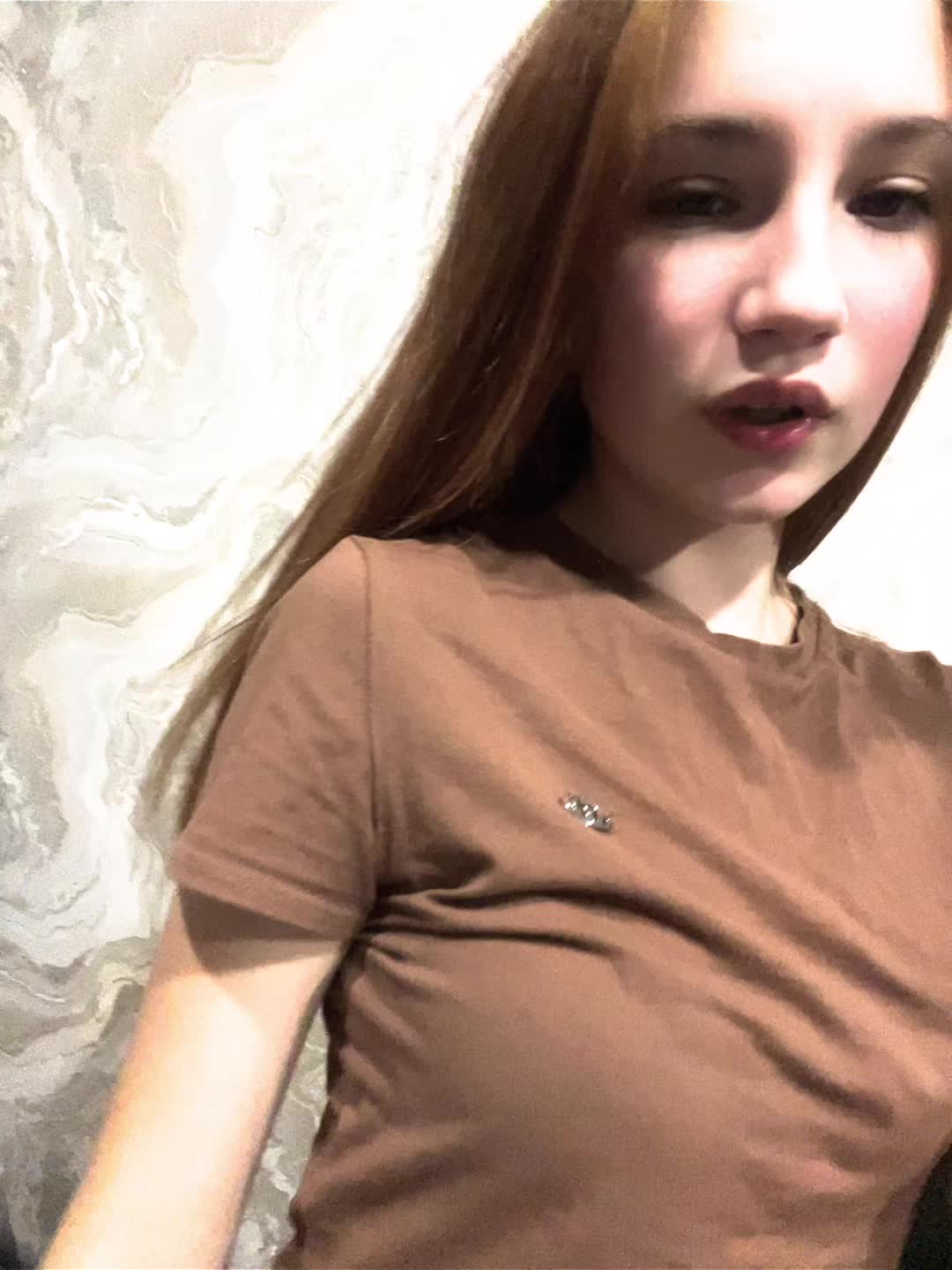 @даришка йоу🎀