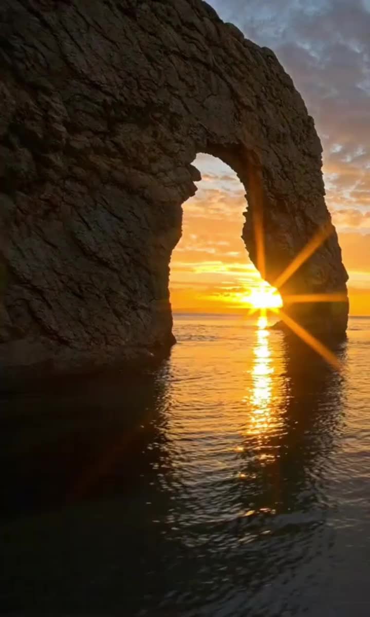@𝓜𝓲𝓼𝓽𝓮𝓻 𝓢𝓽𝓮𝓬𝔂