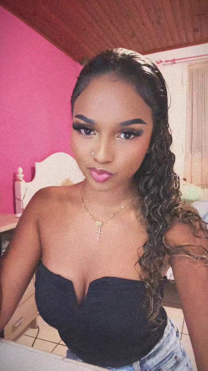 @𝒜𝓃𝓃𝒶🐆