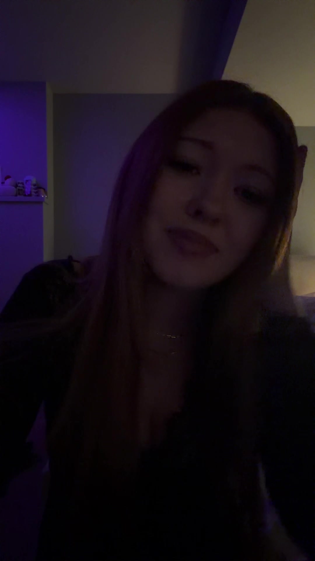 @Adriana 🪽