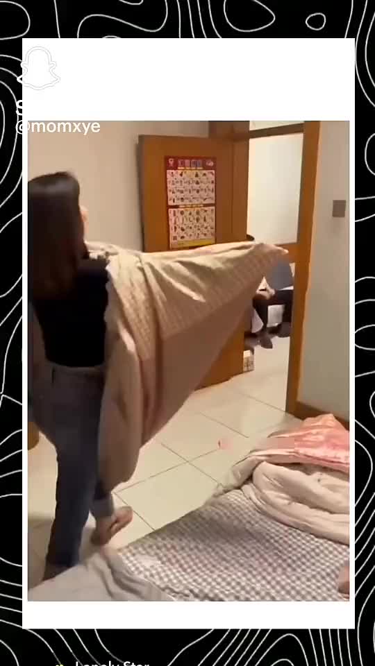 @😉