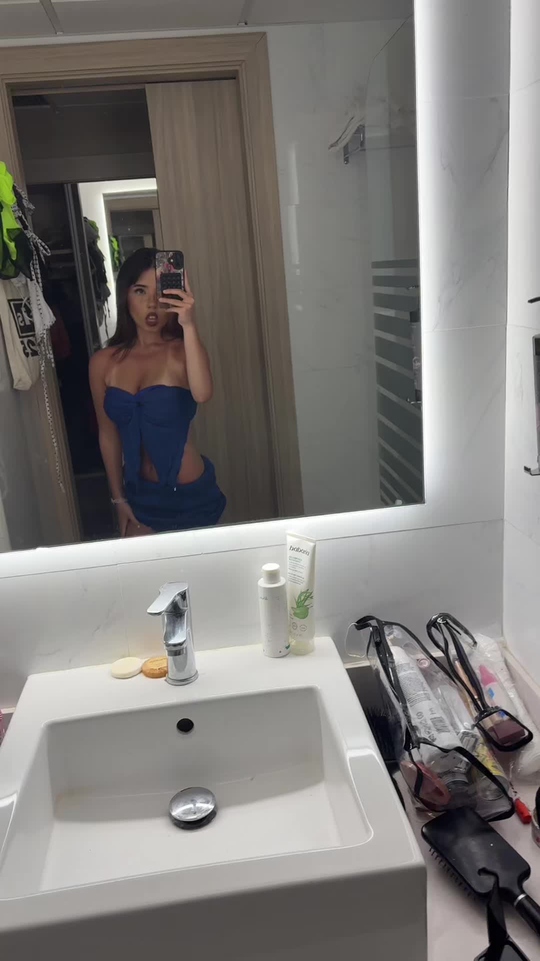 @Efa!