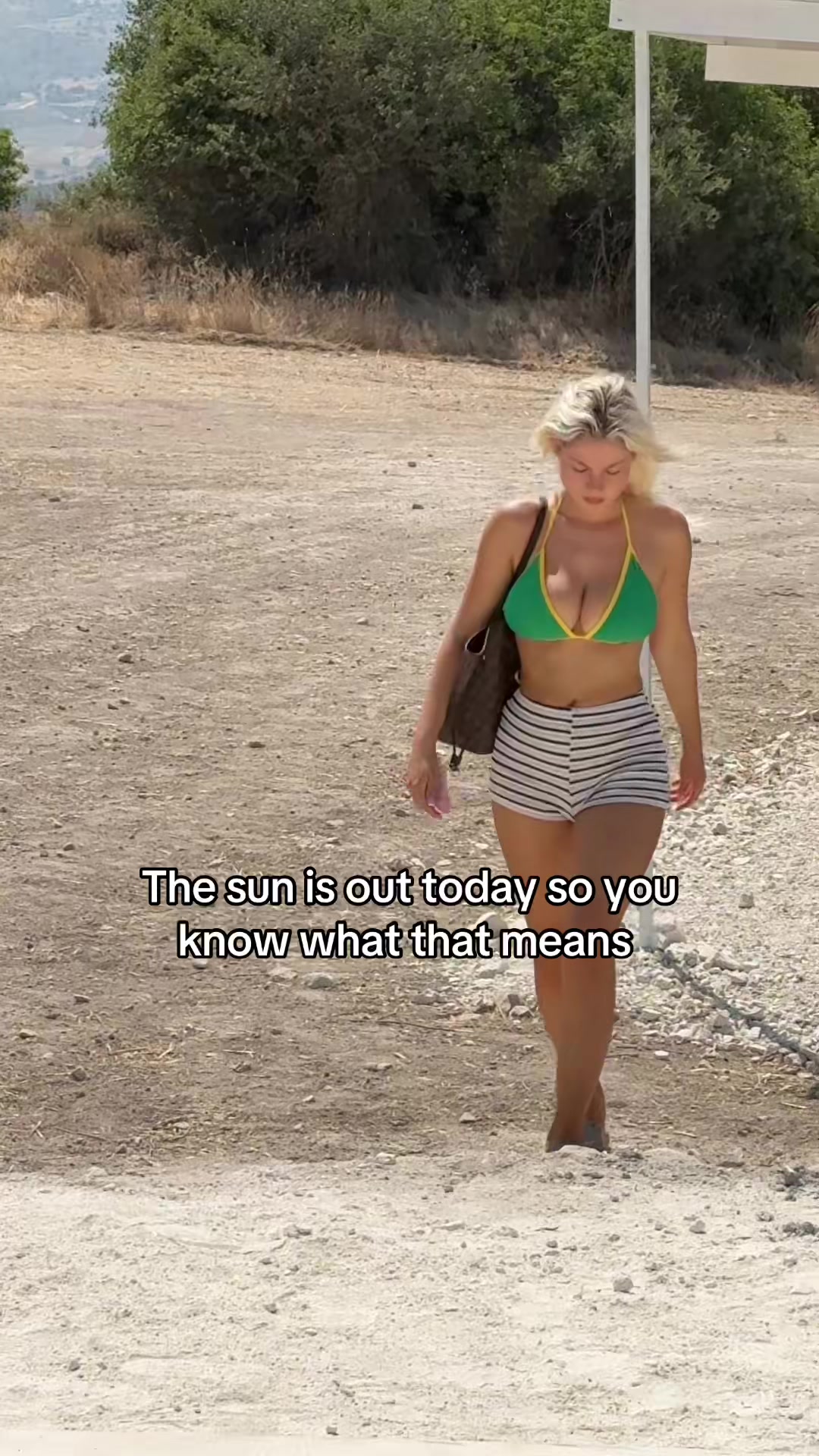 @thatyoungblonde