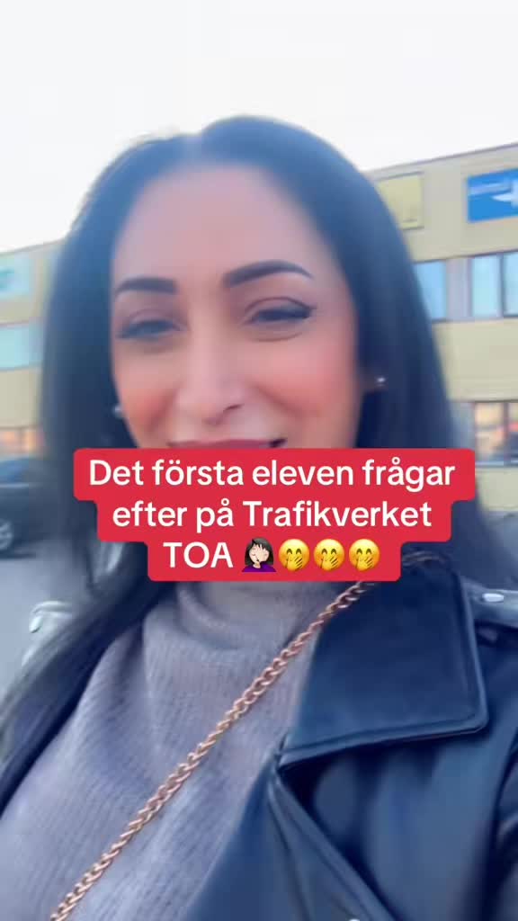 @Hanan Trafiklärare مدربة سواقة