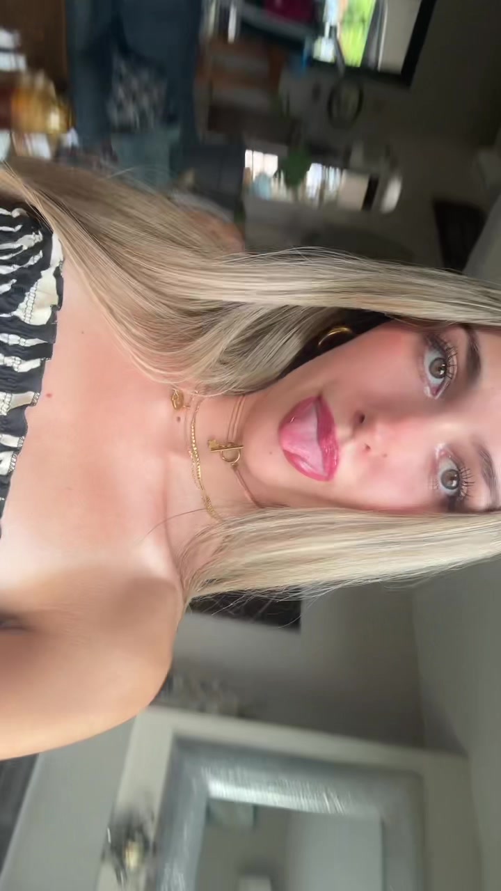 @💸