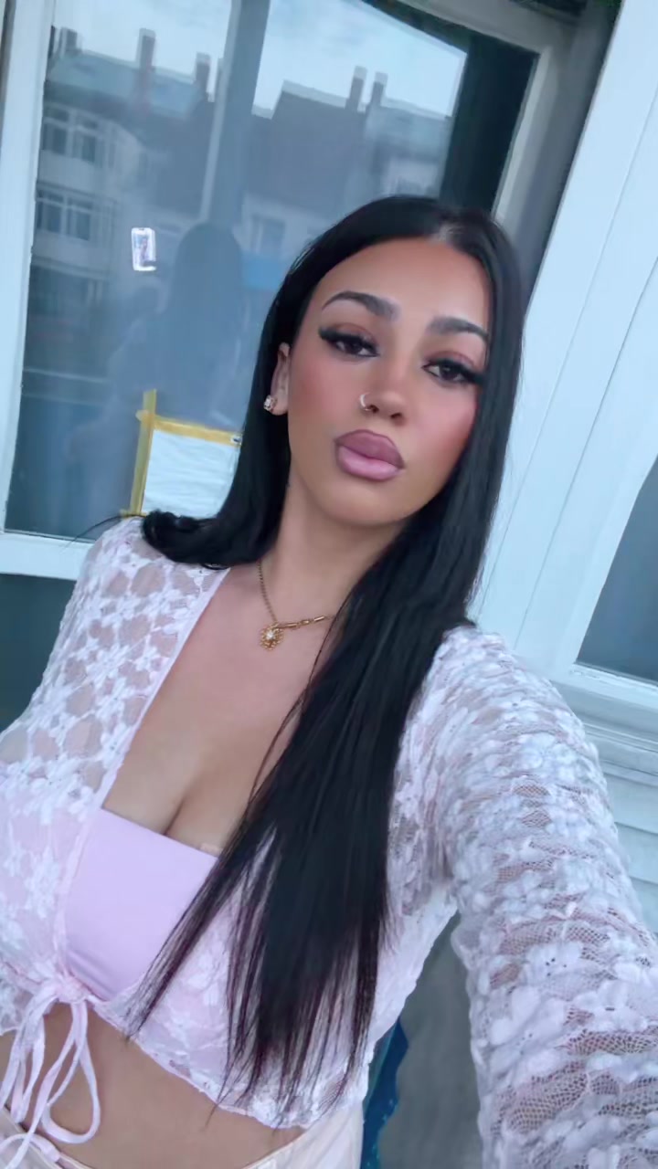 @Nikol_brk