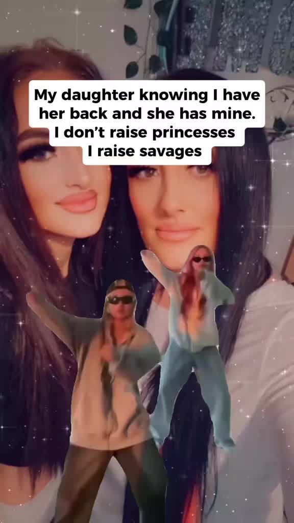 @THE FEMALE BOSS 😜