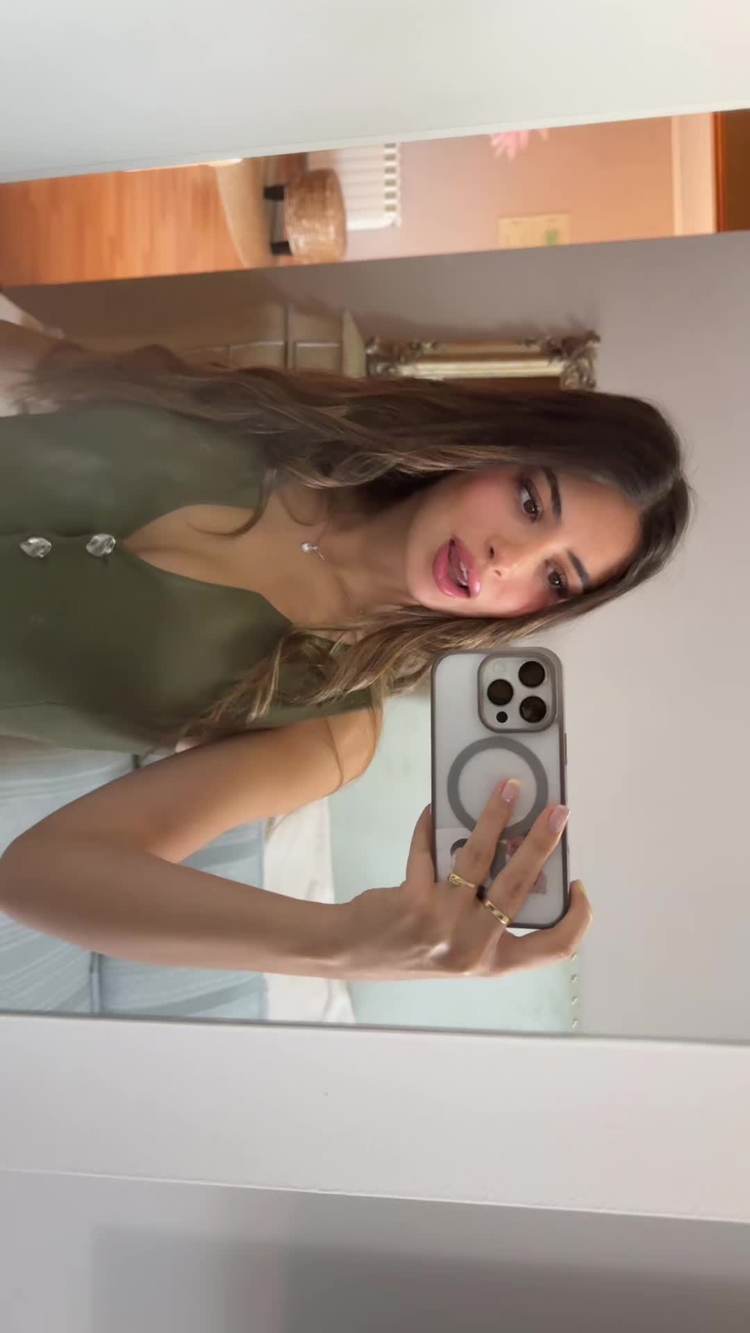 @yaicii