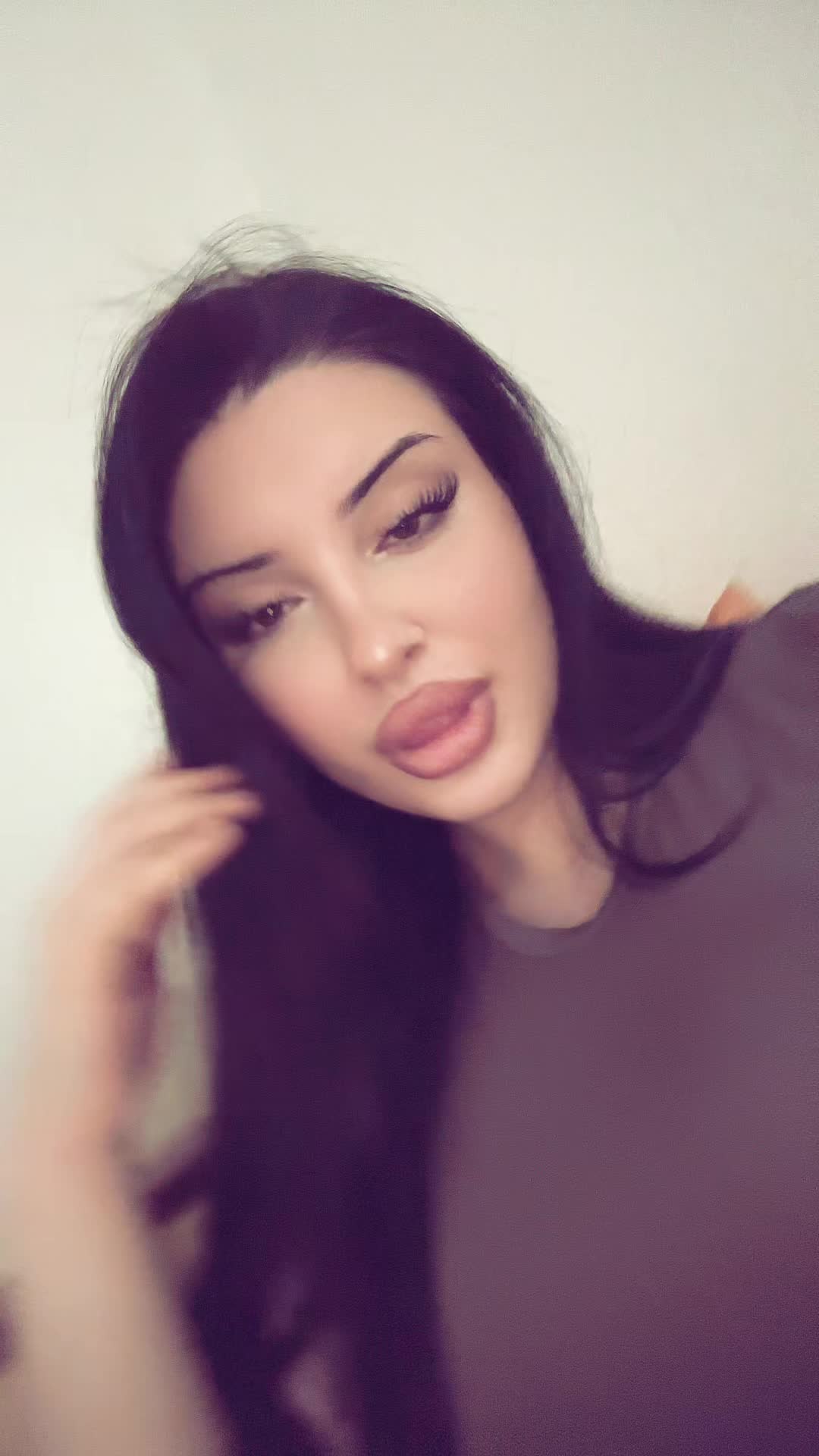 @Balkan queen 🇷🇴