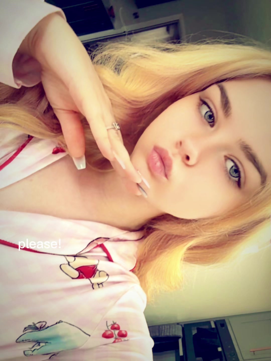 @๐ฆ๐๐๐