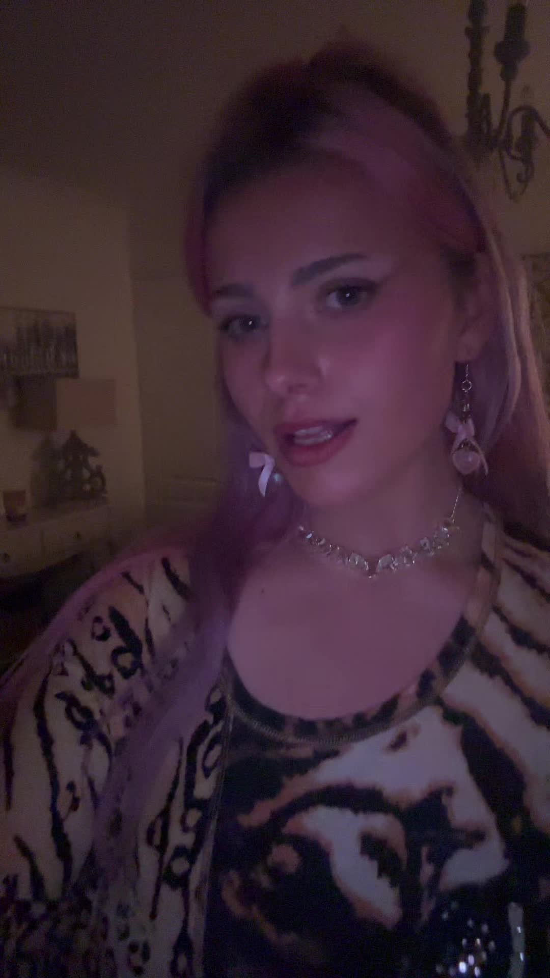 @Ellie🦄✨🫧💋