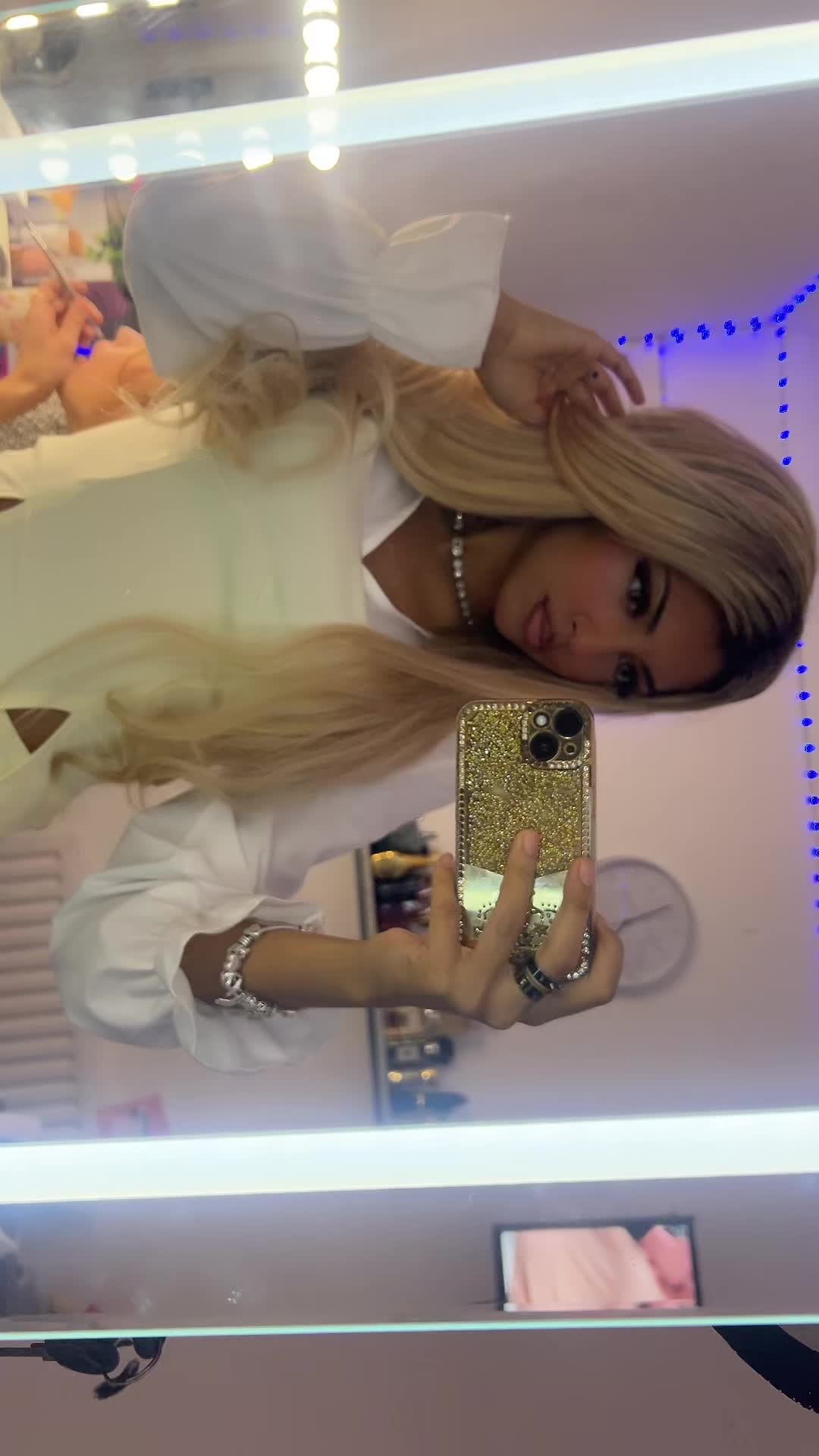 @FRANKIELOUISE FLH🦋👑