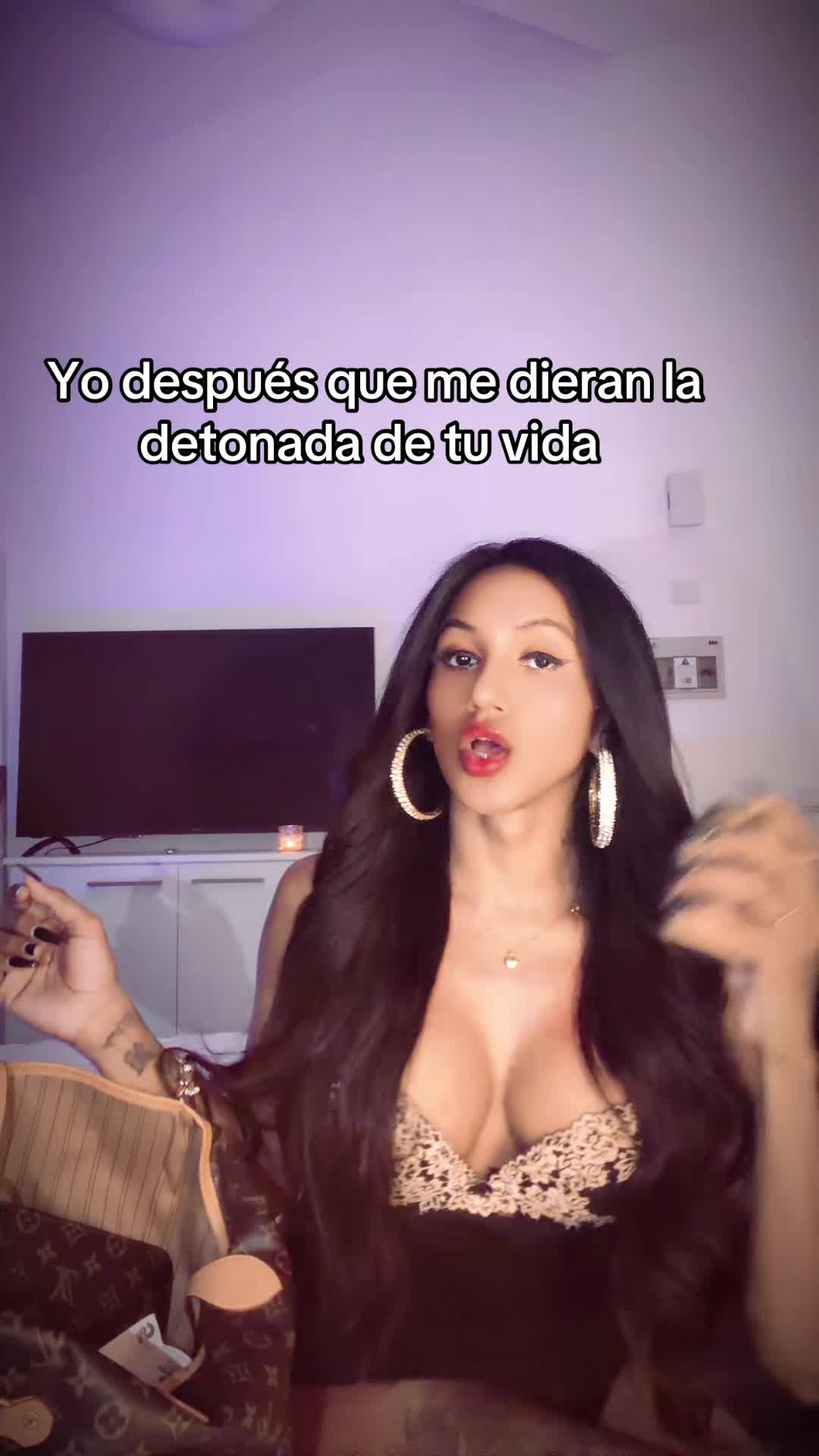 @Isabella