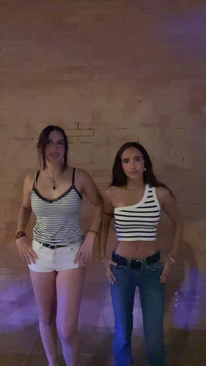 @elena⁷