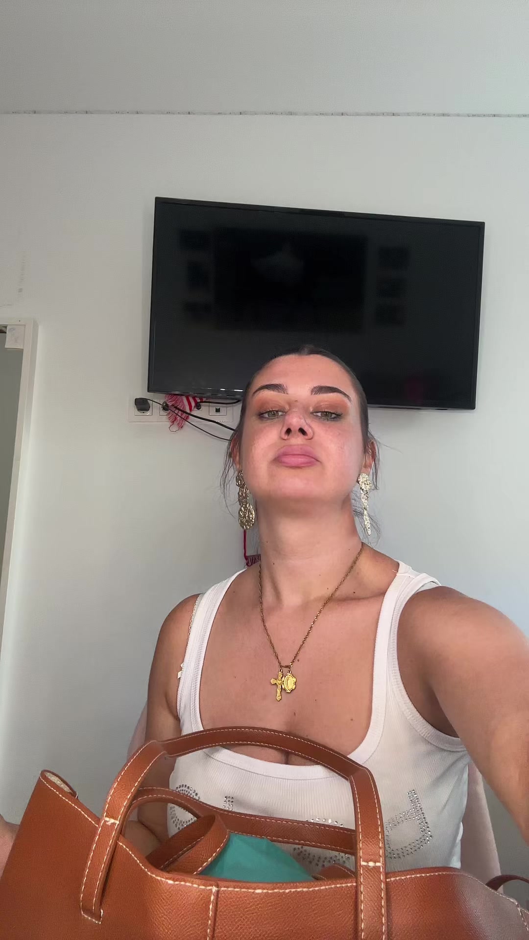 @ST