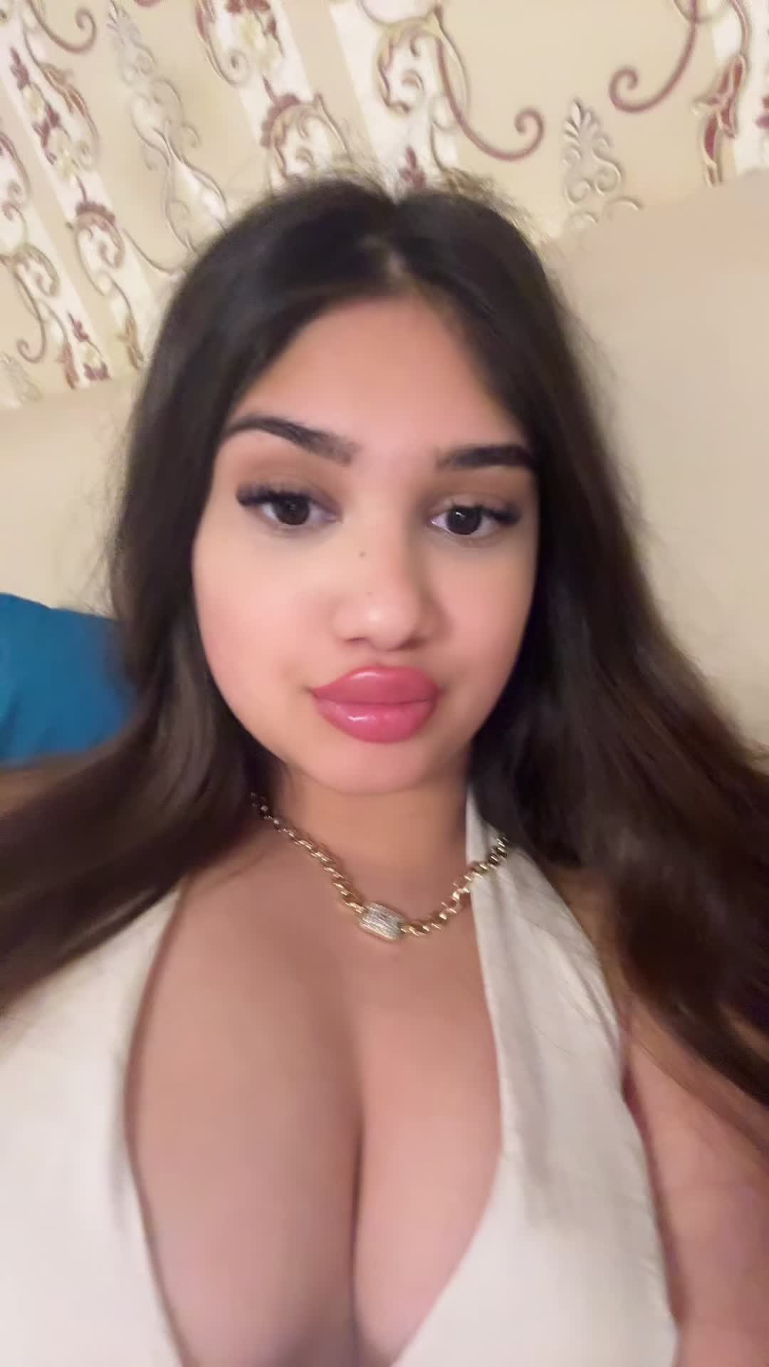 @🖤