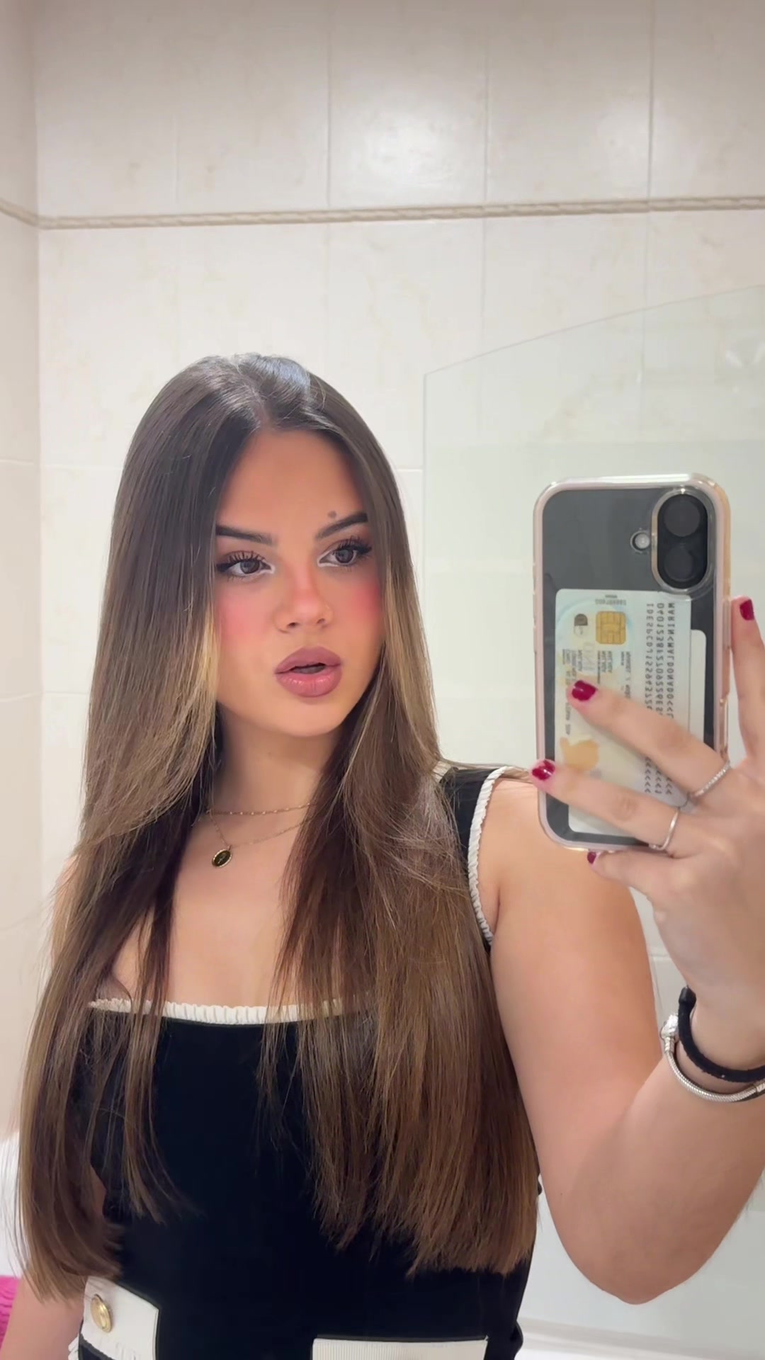 @Lucía💋