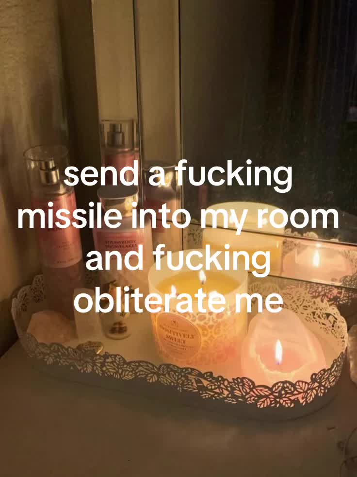 @sadgirl🍰