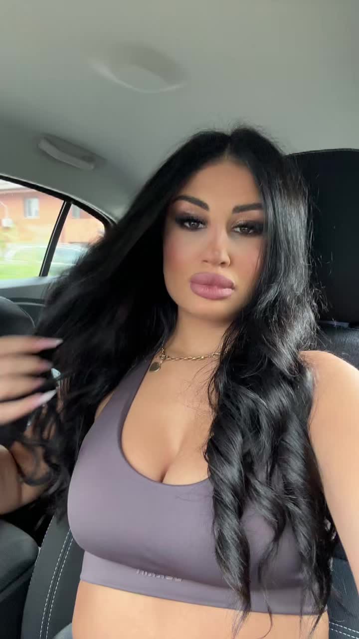 @Ioana👸🏽