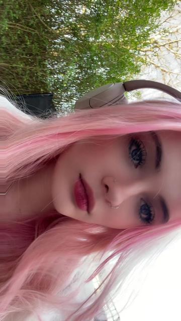 @𝕾𝖍𝖆𝖓𝖉𝖊𝖑𝖑𝖊🤍