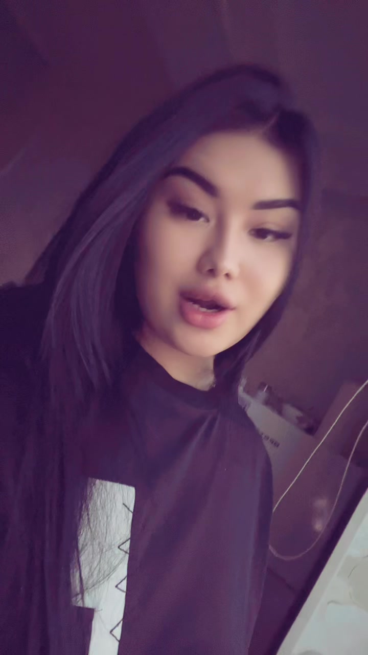 @Камолиддинова🖤