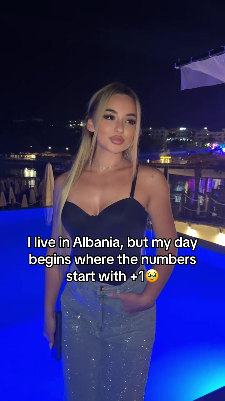 @Mia
