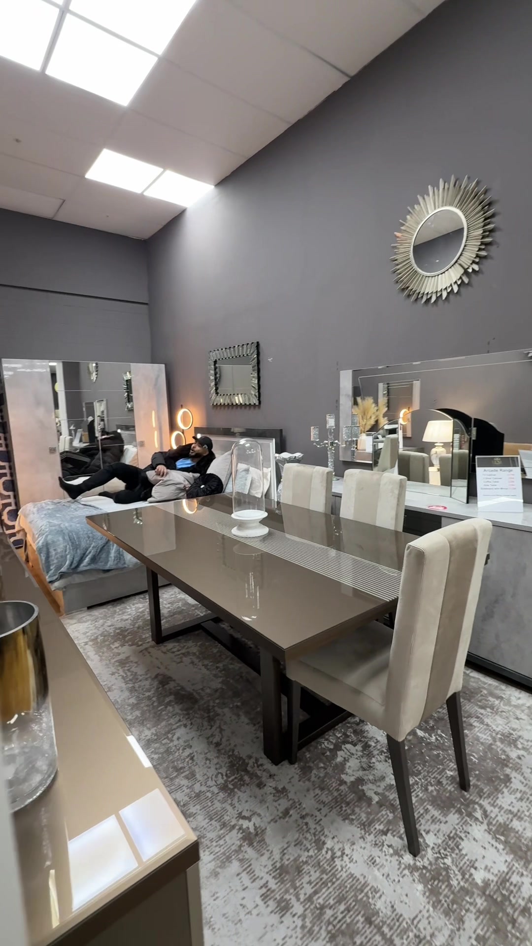 @Luxe furnishing