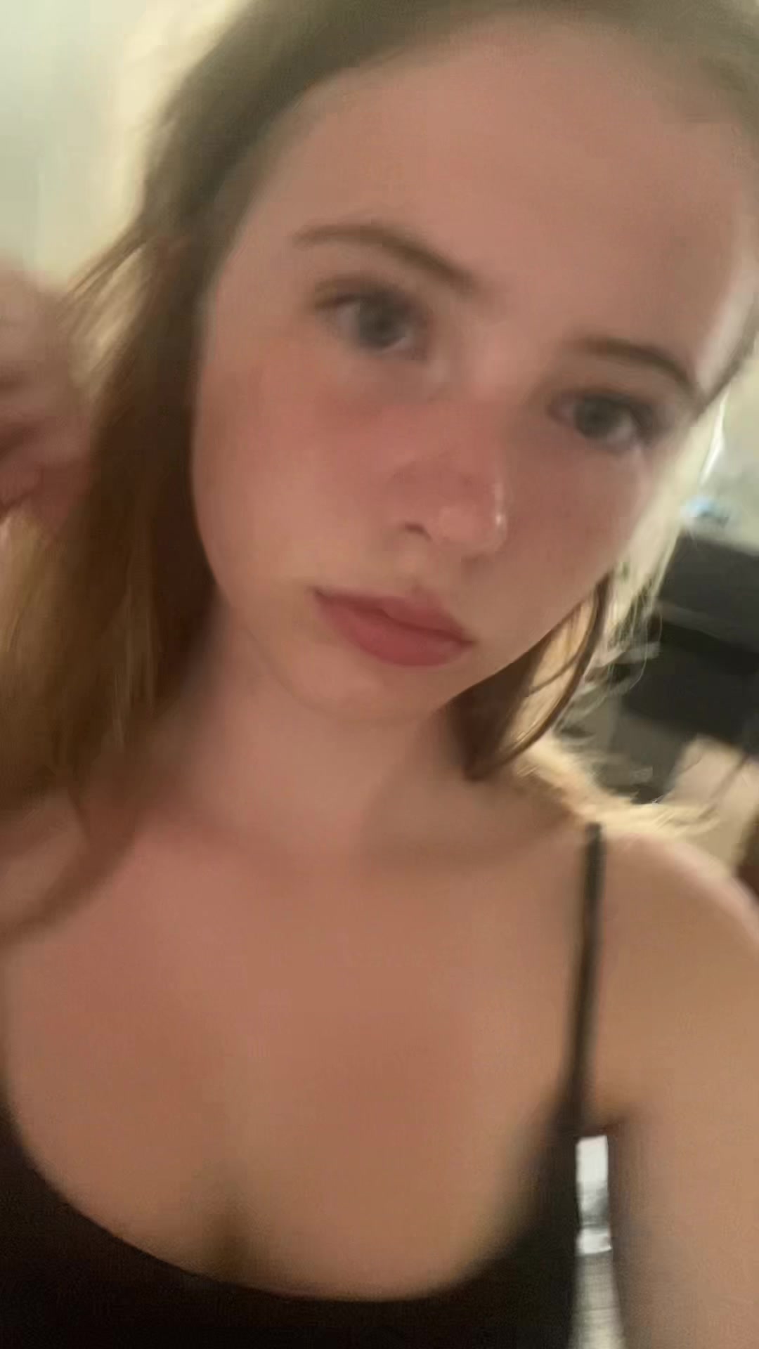 @isabella