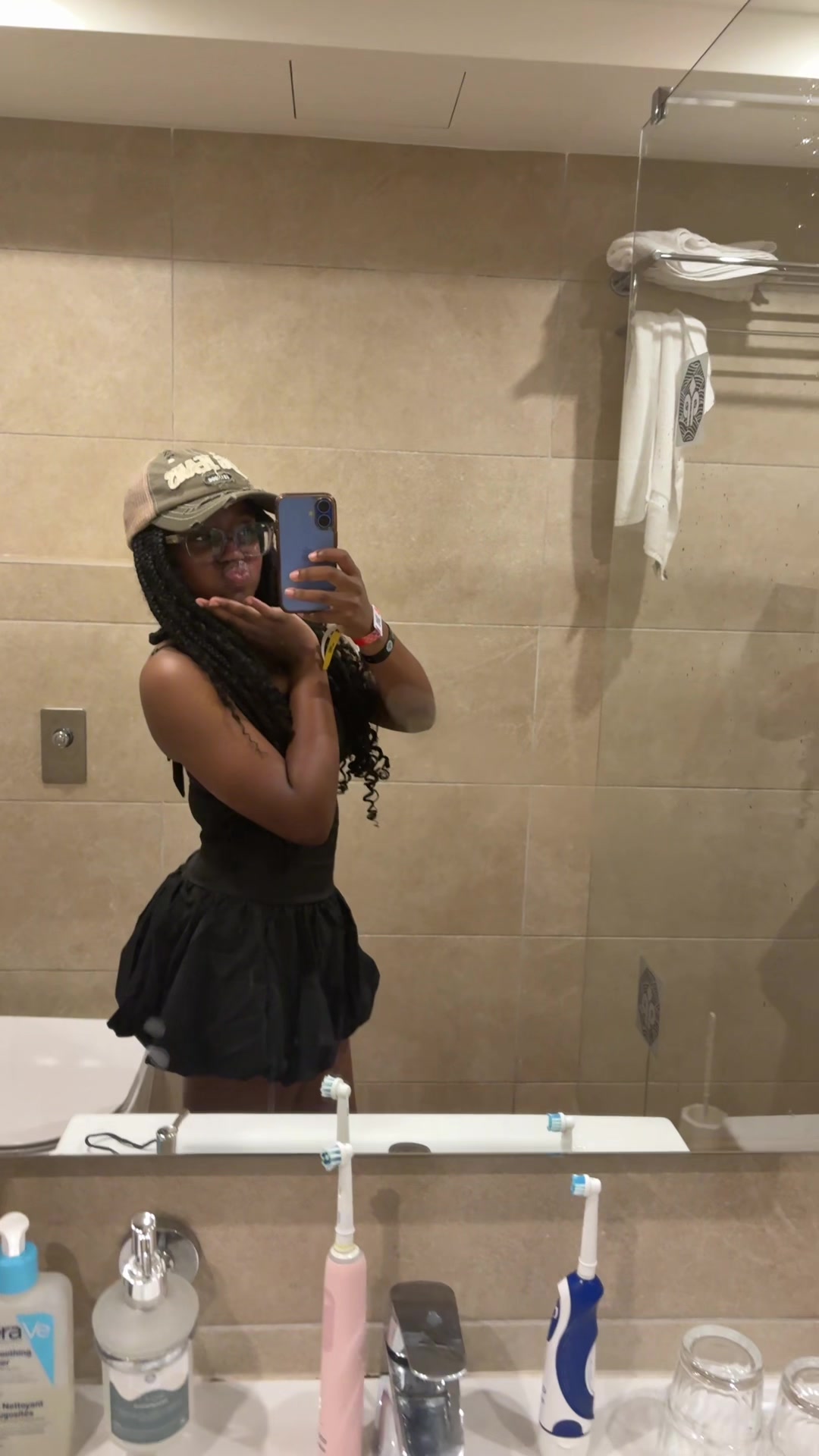 @𝐭𝐨𝐲𝐨𝐬𝐢
