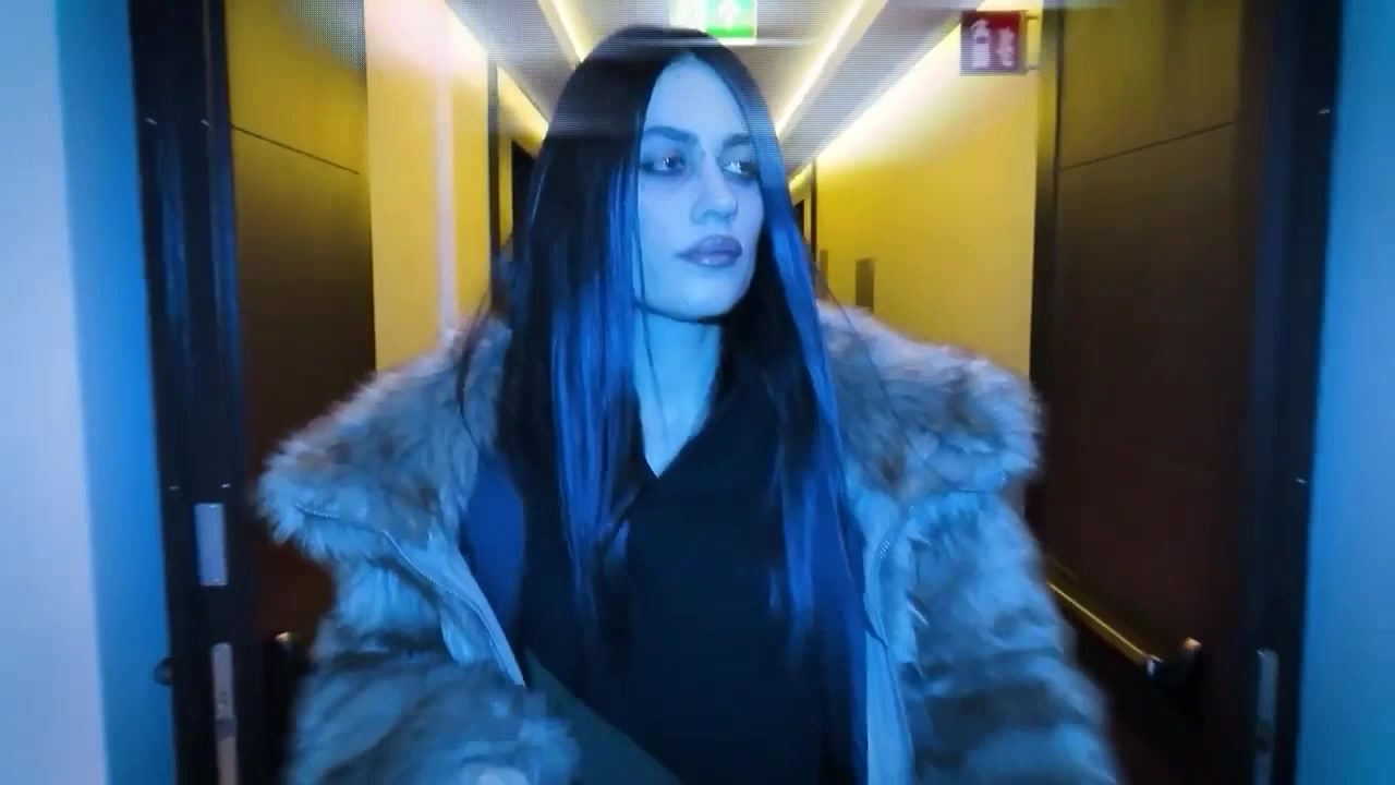 @COUCOU CHLOE