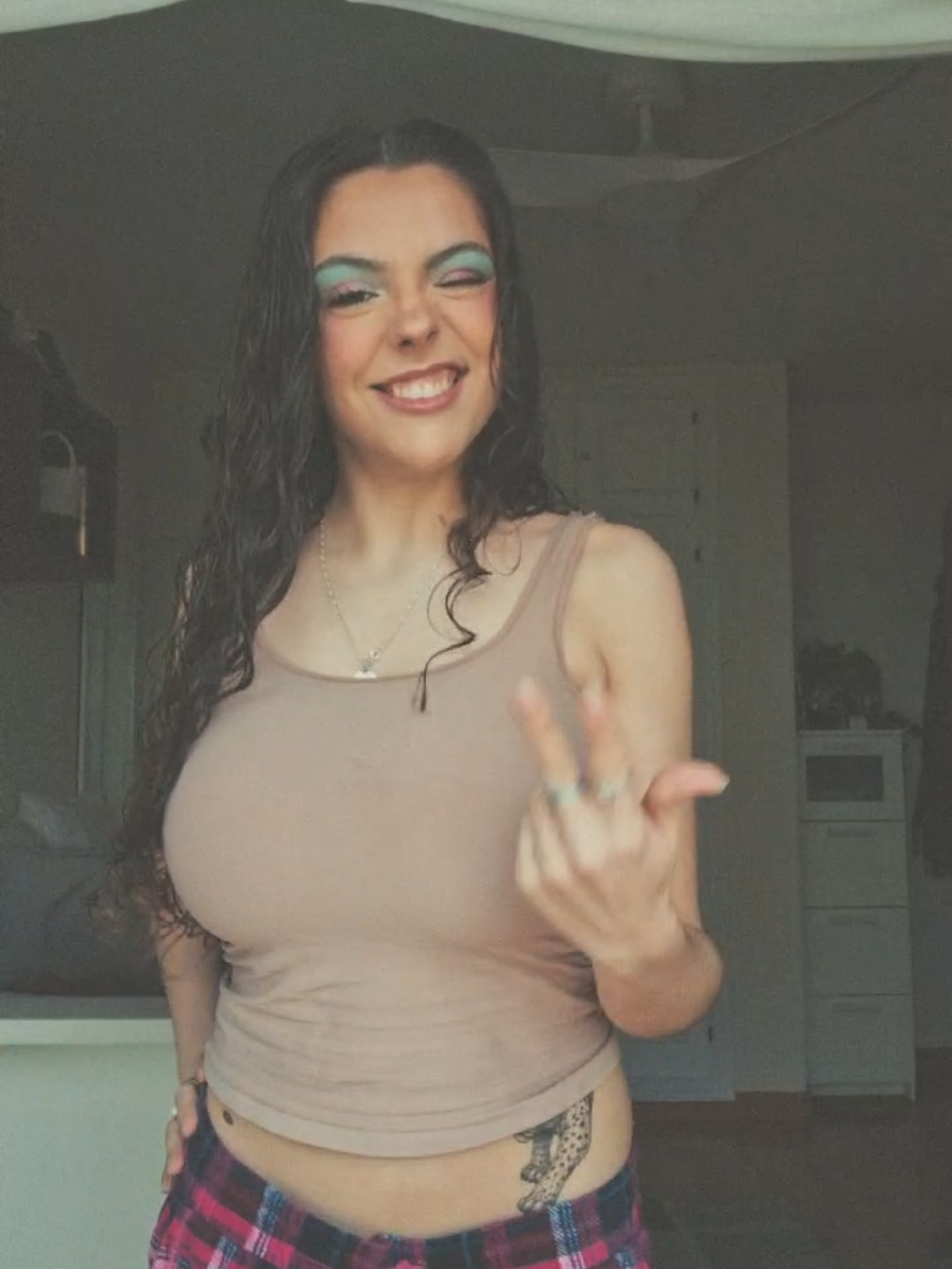 @Alba🐊