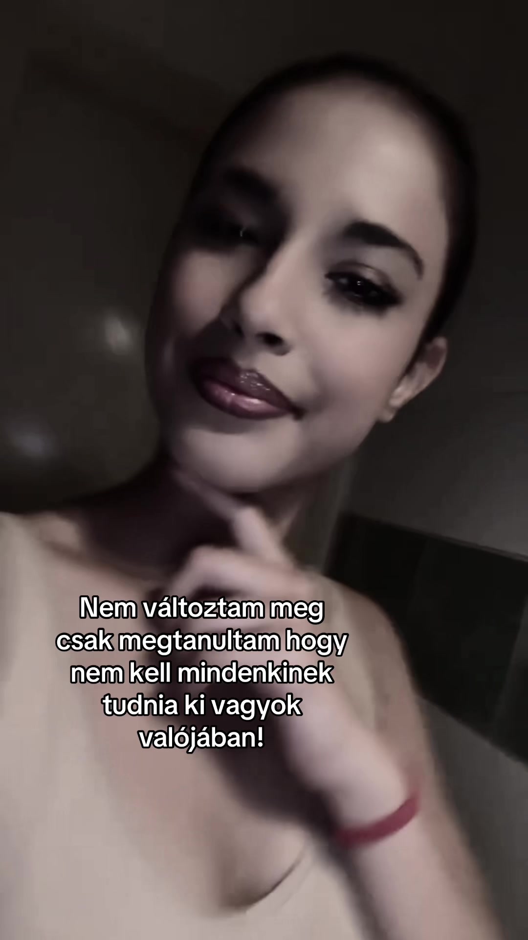 @NIKOLETTA15.