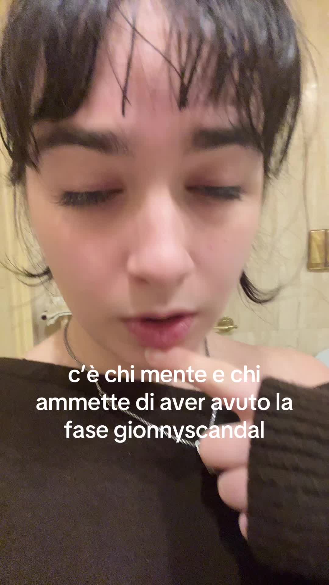 @Clwmw://///