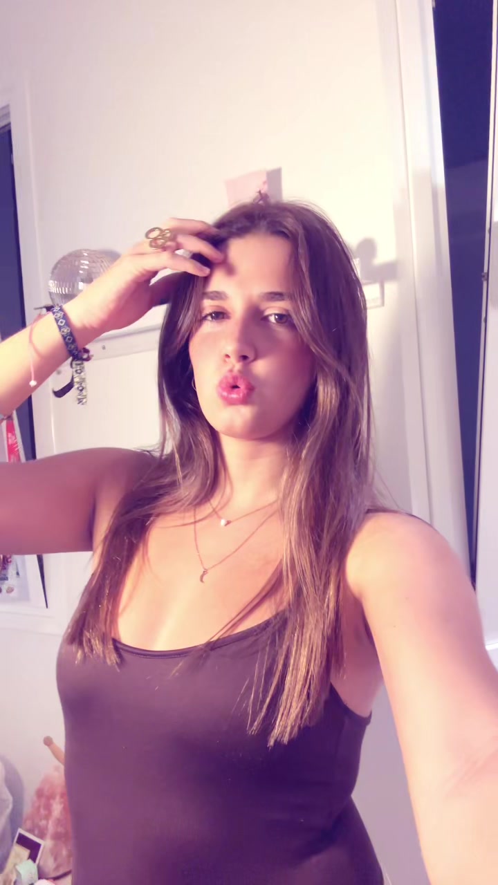 @elenacastro