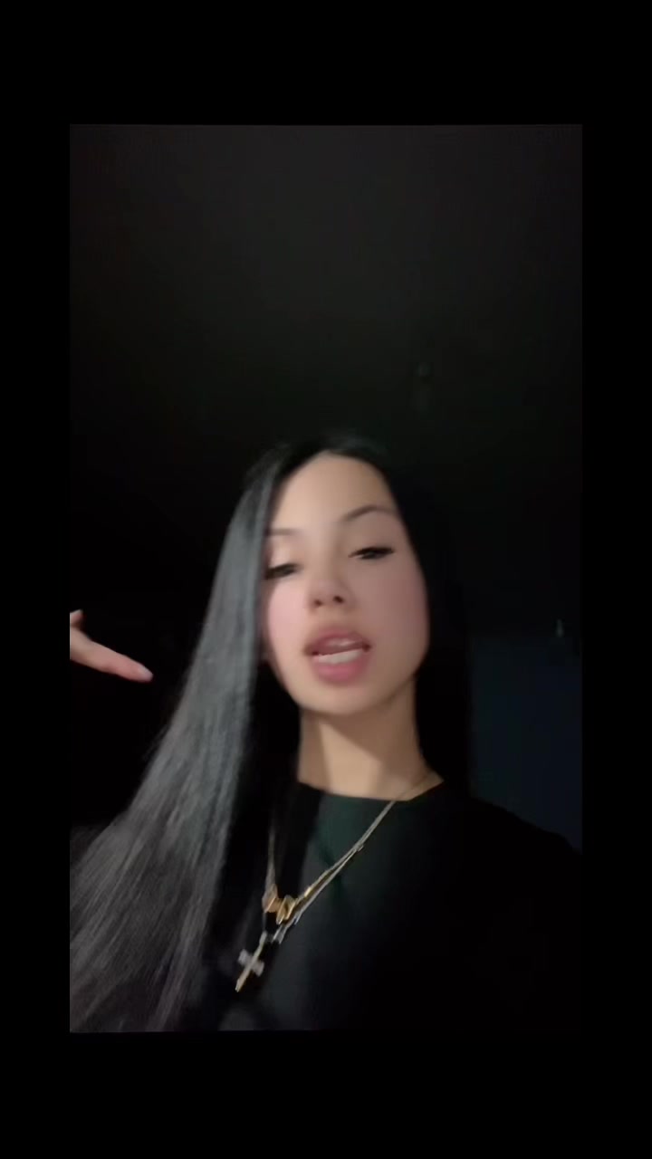 @𝐄𝐥𝐞𝐧𝐡𝐡_🖤
