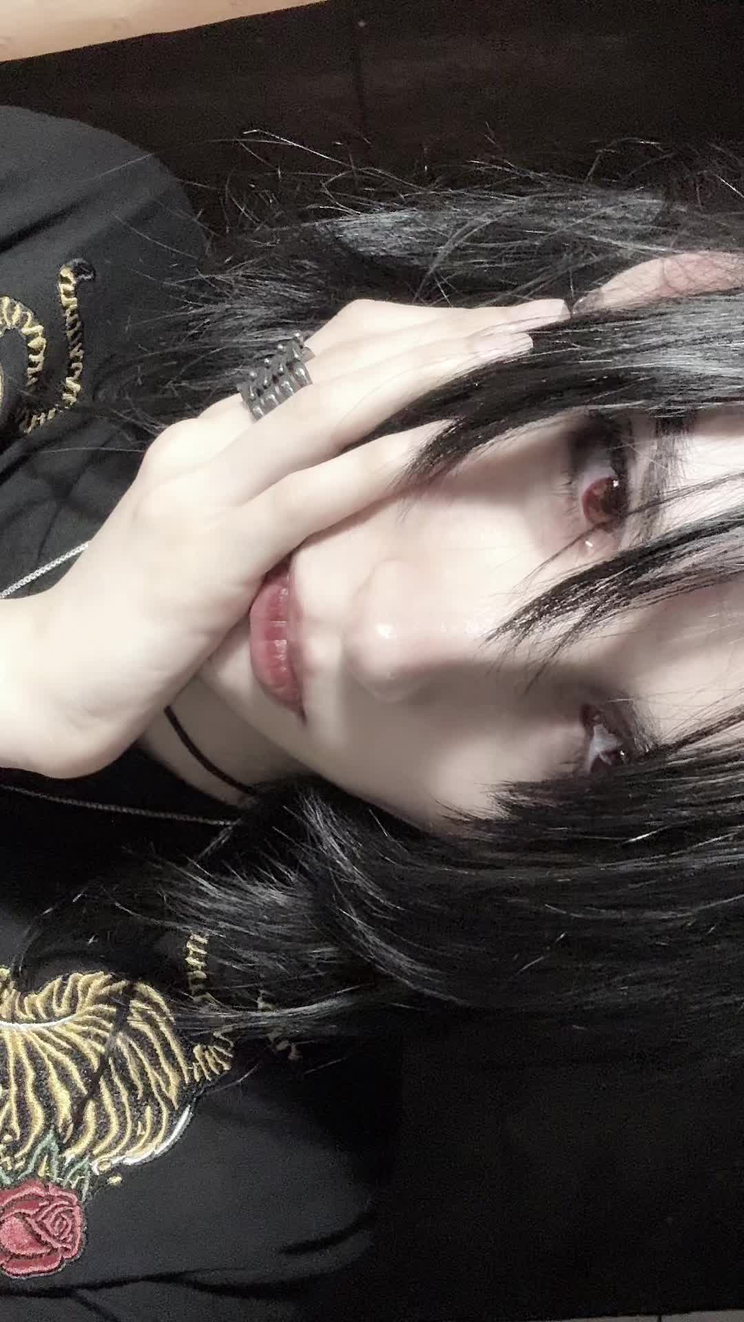 @引き籠もり☣︎