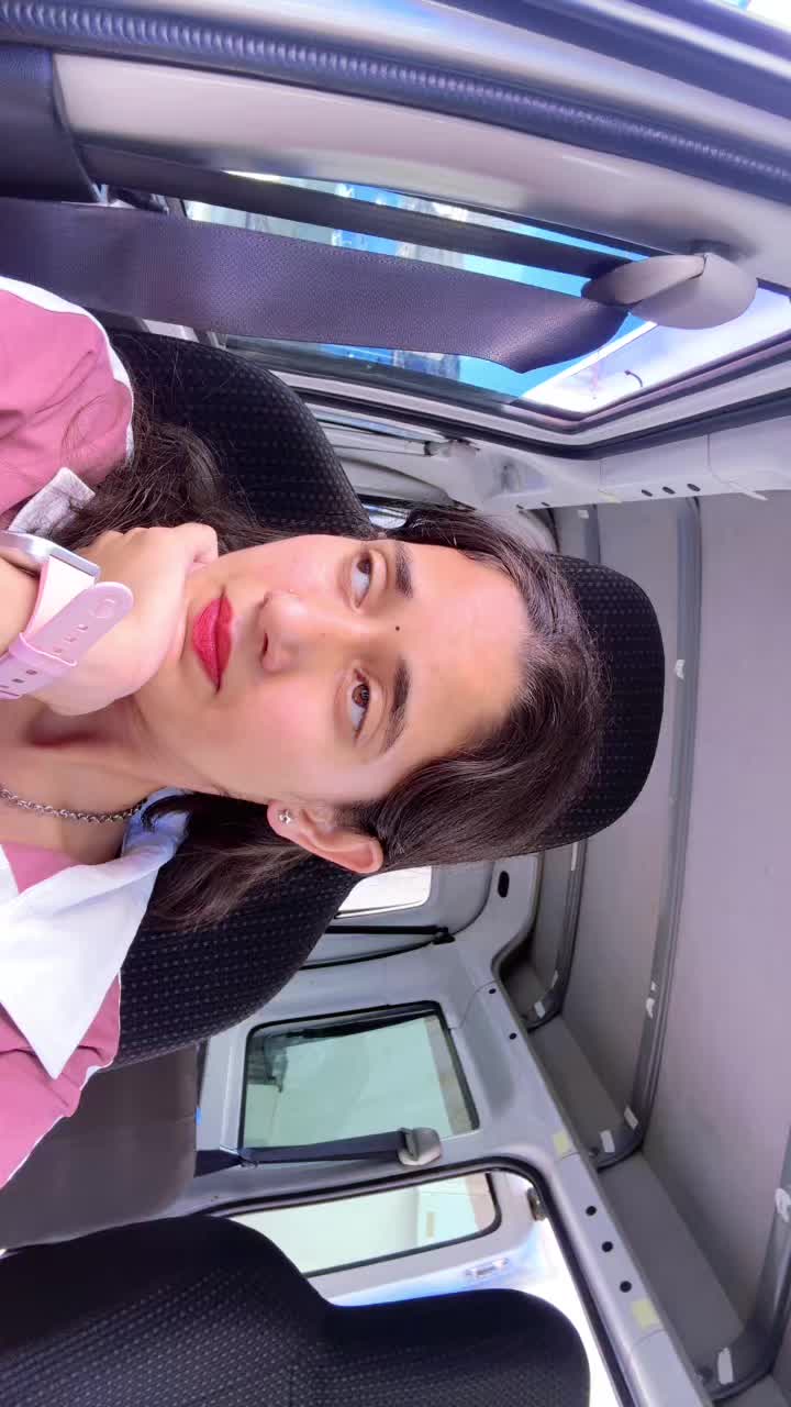 @_mehk_shrma