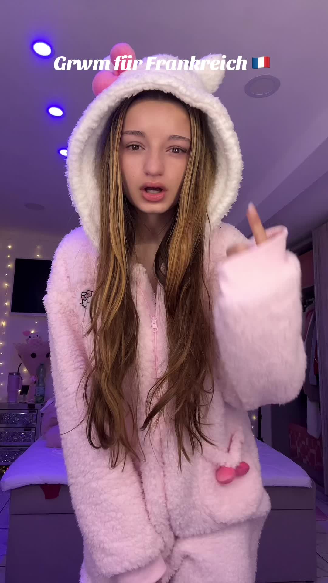 @Stefani Priscilla