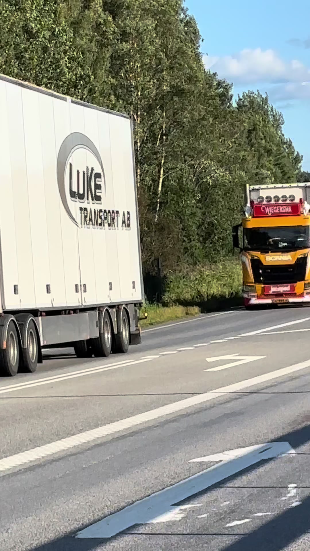 @🇸🇪truckspottersweden🇸🇪