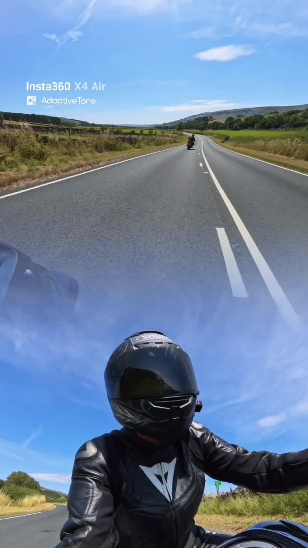 @LivyZed🏍️